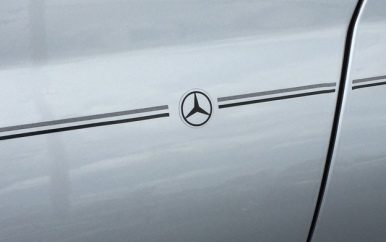 Mercedes-Benz vinyl pinstripe emblem stripe logo decal graphic