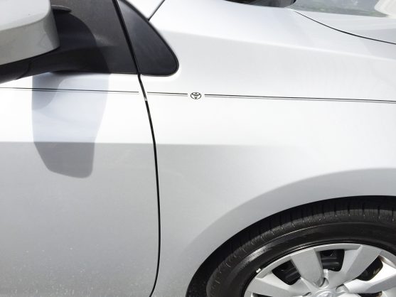 Toyota vinyl logo emblem decal pinstripe kit Toyota vinyl logo emblem decal pinstripe stripe kit