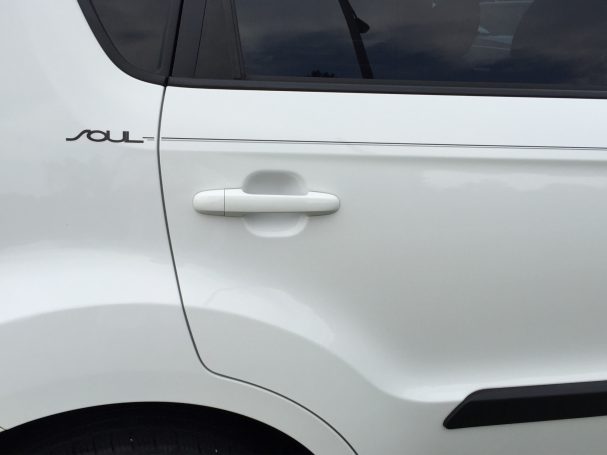 KIA Soul vinyl logo emblem decal pinstripe kit KIA Soul vinyl logo emblem decal pinstripe kit