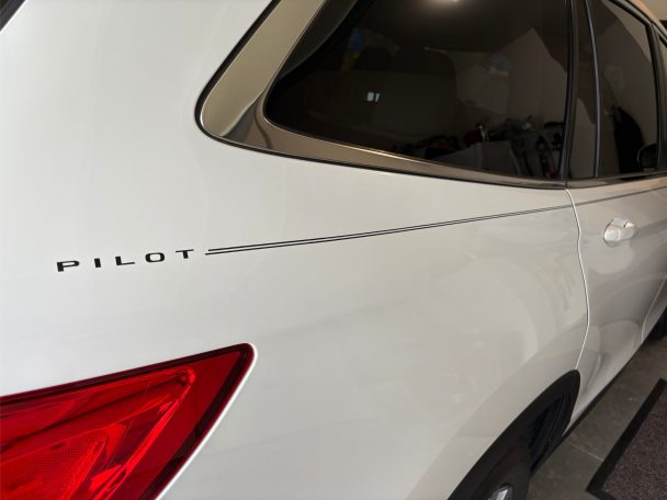 Honda vinyl logo emblem decal pinstripe kit Honda vinyl logo emblem decal pinstripe kit