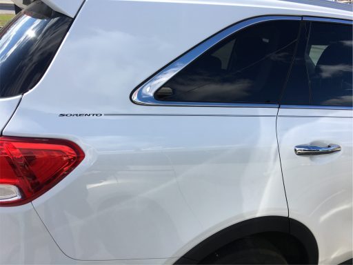 KIA Sorento vinyl logo emblem decal pinstripe kit KIA Sorento vinyl logo emblem decal pinstripe kit