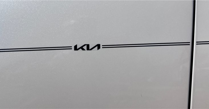 KIA vinyl logo emblem decal pinstripe kit KIA vinyl logo emblem decal pinstripe kit