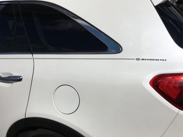 KIA Sorento vinyl logo emblem decal pinstripe kit KIA Sorento vinyl logo emblem decal pinstripe kit