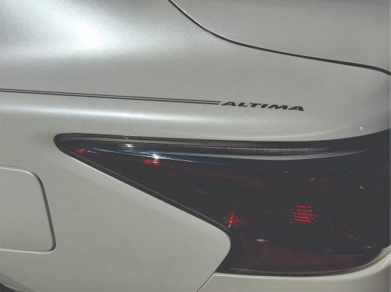 Nissan Altima vinyl logo emblem decal pinstripe kit Nissan Altima vinyl logo emblem decal pinstripe kit