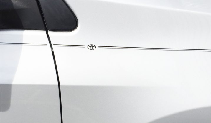Toyota vinyl logo emblem decal pinstripe stripe kit Toyota vinyl logo emblem decal pinstripe stripe kit